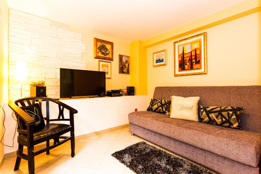 Holiday Home Villa Pindo Ston Eksteriør billede